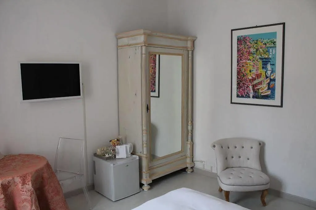 *** Bed & Breakfast Le Suite Di Giulietta Verona Italy
